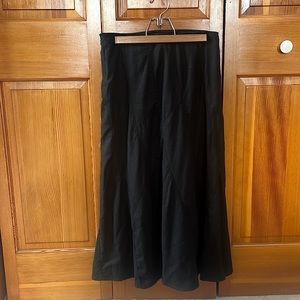 Christopher & Banks Black linen blend  Flared Midi Skirt. Size 4